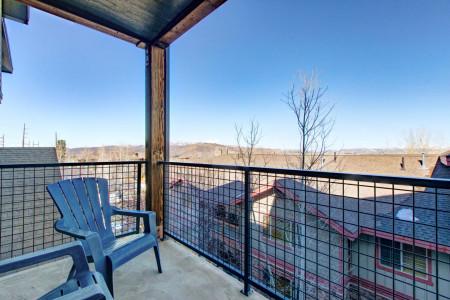 Vacation Rentals in Park City at Bear Hollow Ridge 2207: Private balcony with seating and BBQ grill