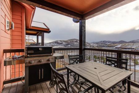 Black Rock Ridge 14151: Main level balcony-Seating-grill-views!