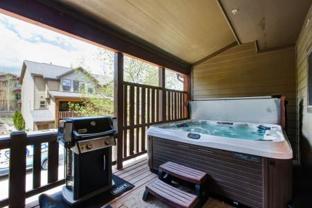 Bear Hollow Village 5531 by Moose Management - Private Hot Tub