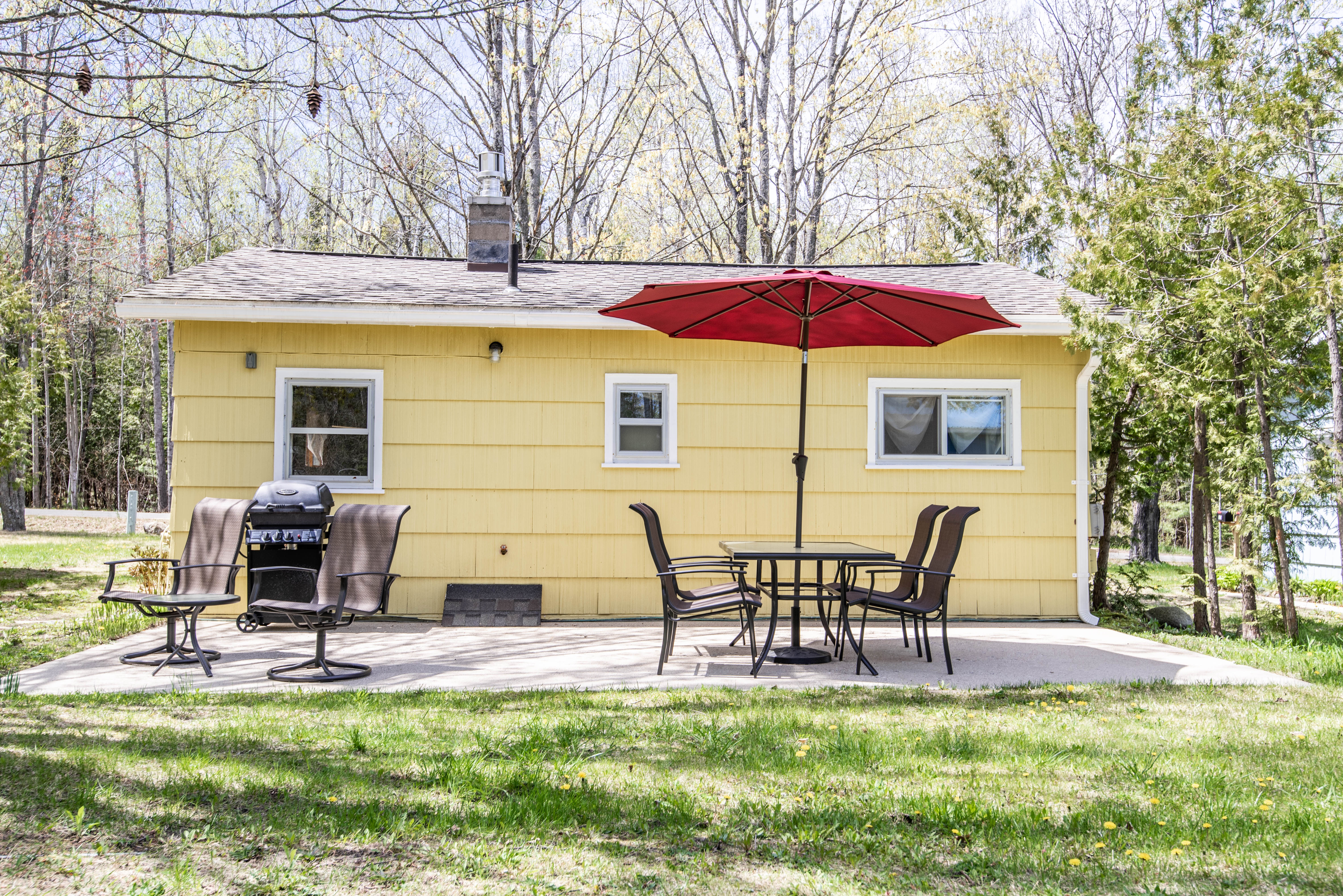 Charlevoix Sunshine Cabin