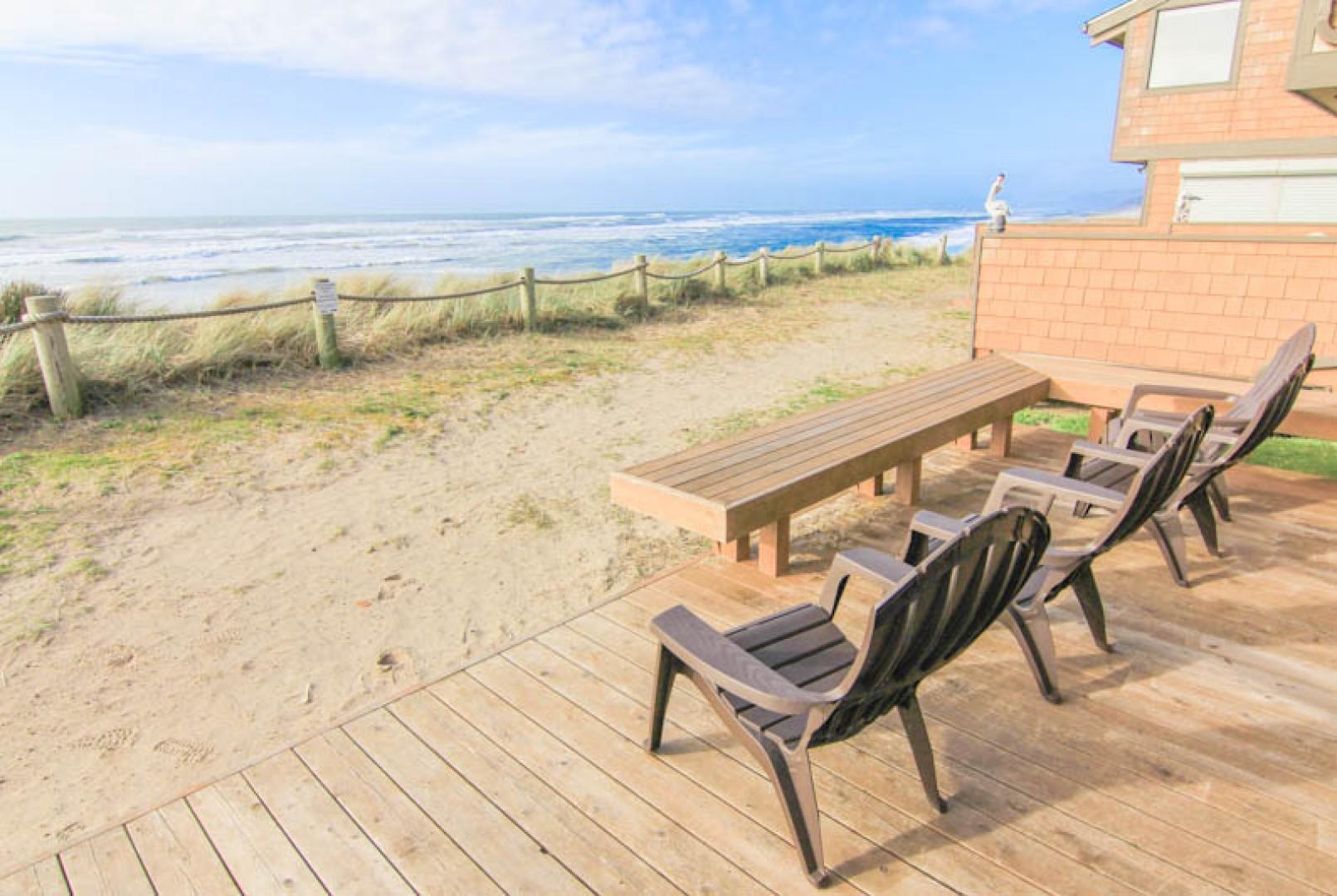 Breakers Beach House 7