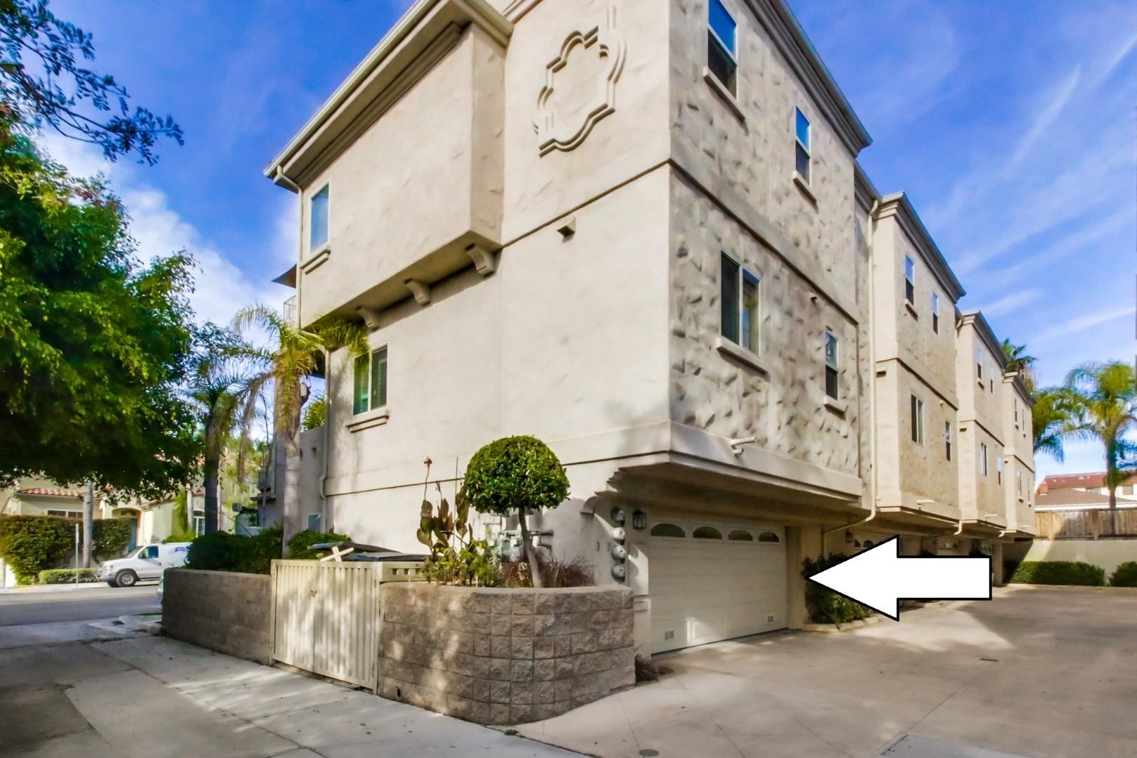 B5233 Pacific Beach Townhome