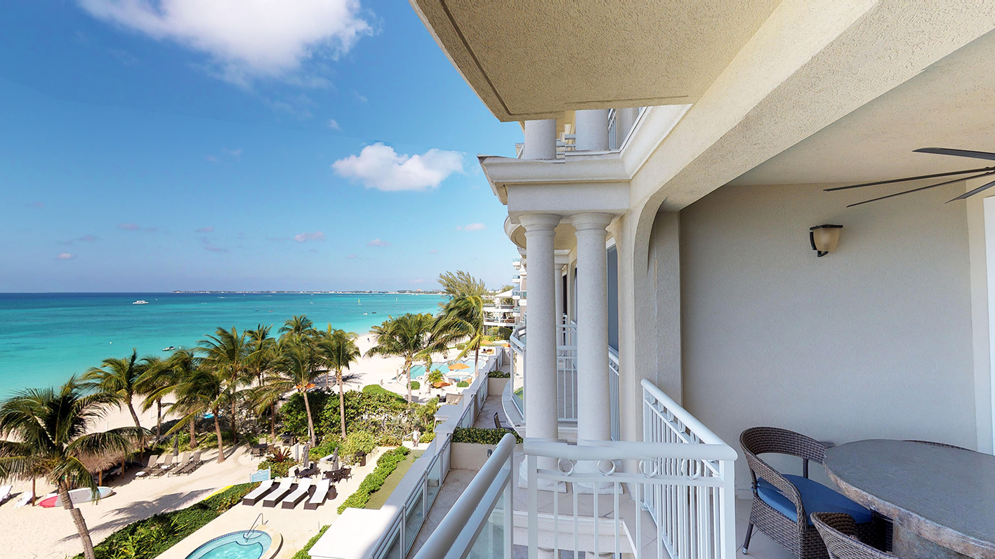 20 Grand Cayman Villas & Condos
