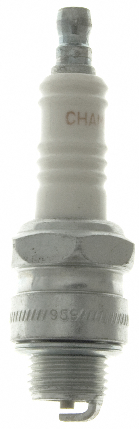 CHAMPION 823