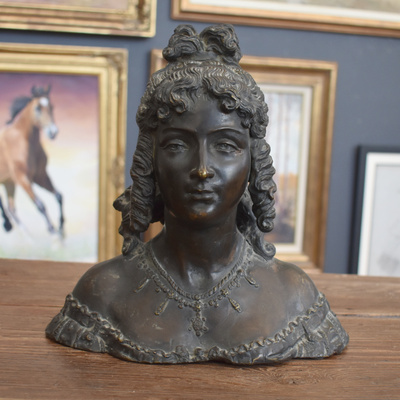 Girl bronze front