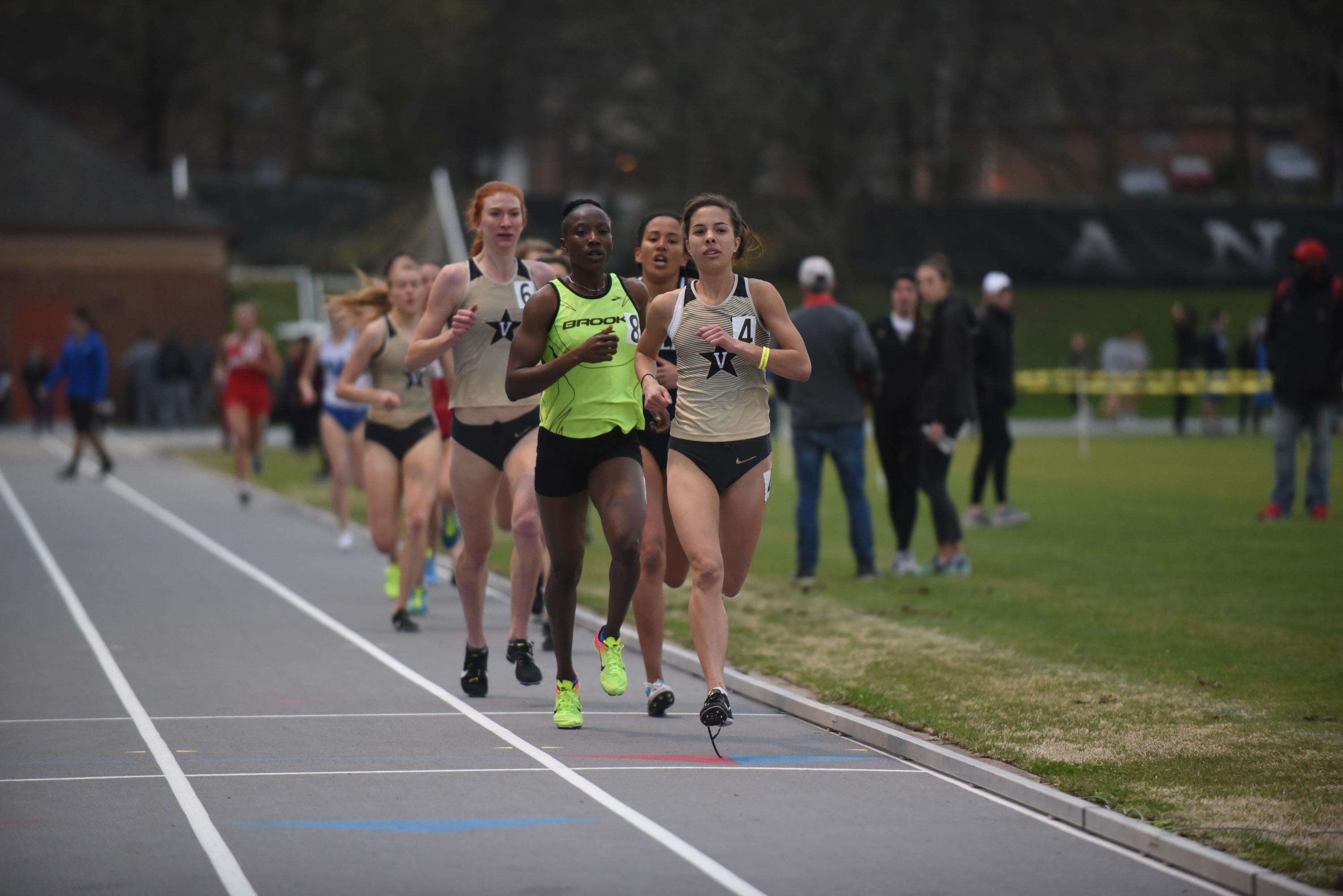 Middle distance runners look for records at Penn Relays Vanderbilt