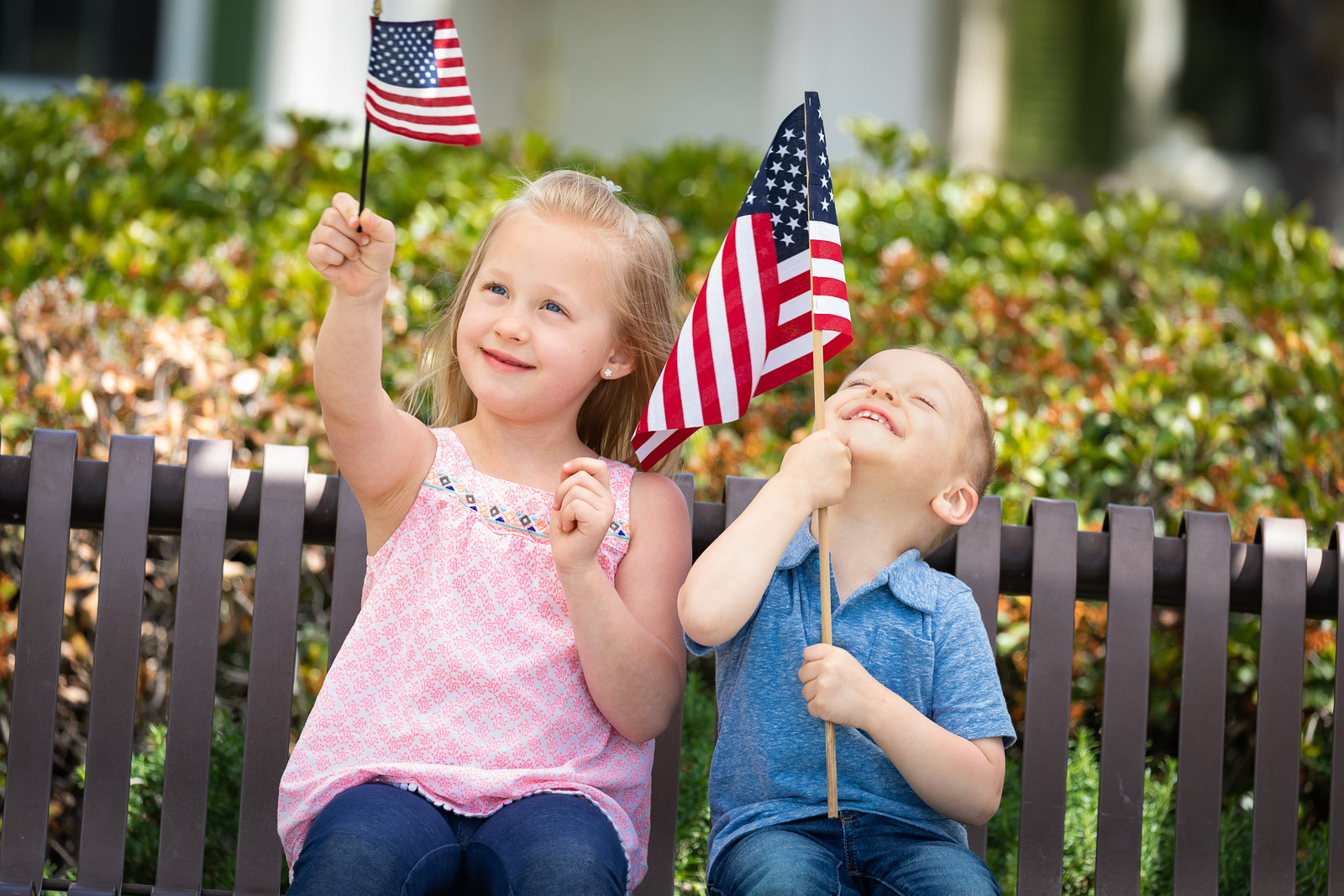 The Best Places to See Fireworks at Smith Mountain Lake