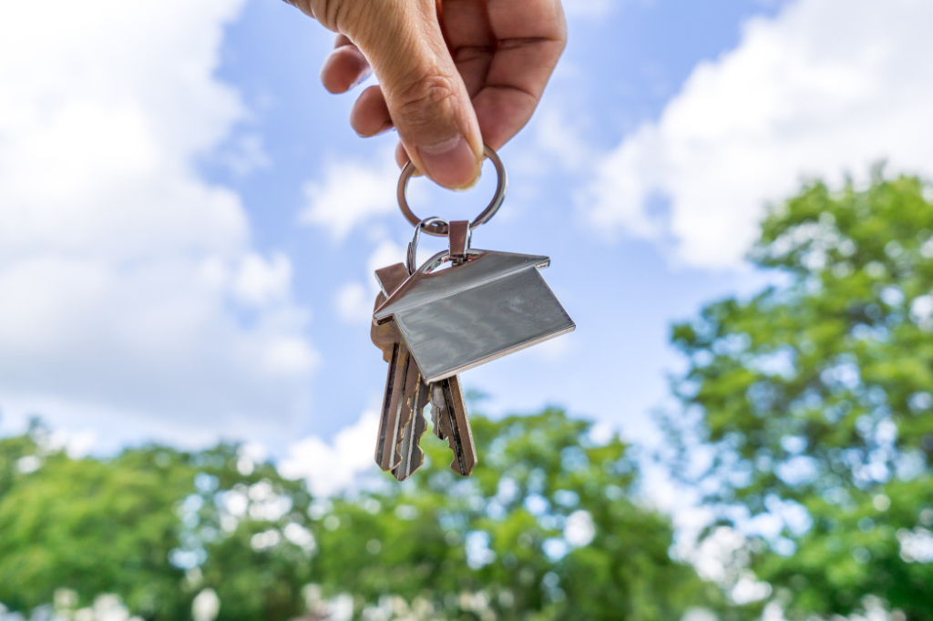Should I Sell My Home During the Coronavirus Pandemic?