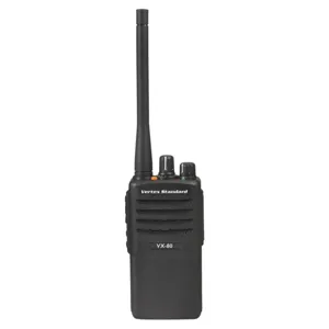 Equipo Radio Analogo Portatil VHF Rango 134-174 MHz 16 canales Motorola VX80 - AZ089N232-VXLA