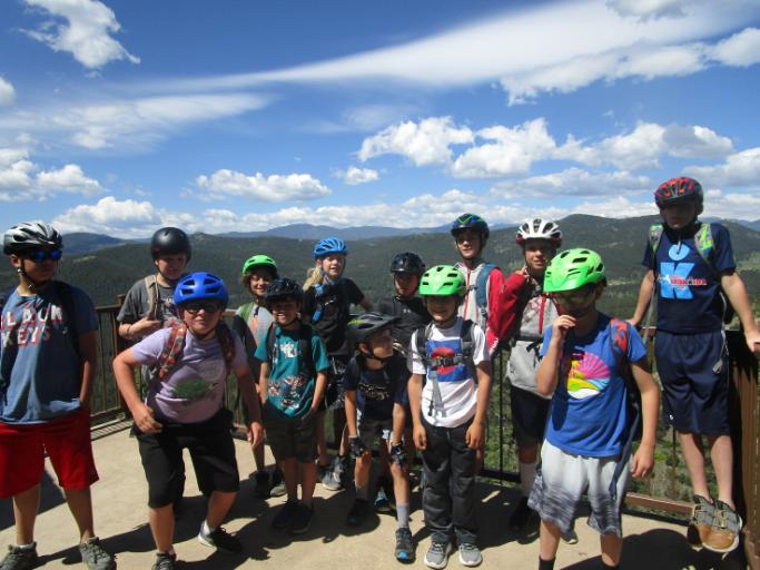 Mountain Biking Adventure Team 