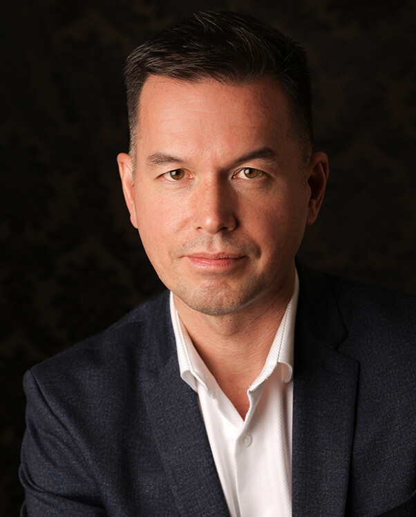 Headshot of Michael Kaan