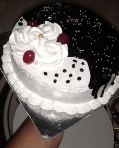 Chocolate 1/2 KG Cake