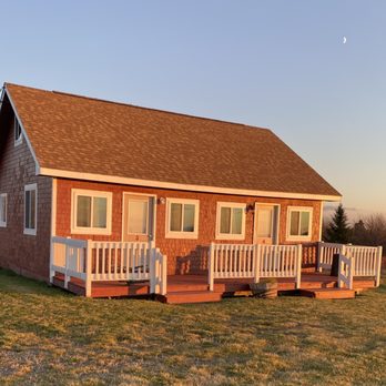 Trailside Cabins and Restaurant