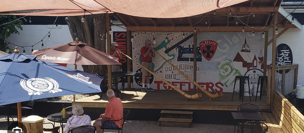 Tofflers Pub & Grill