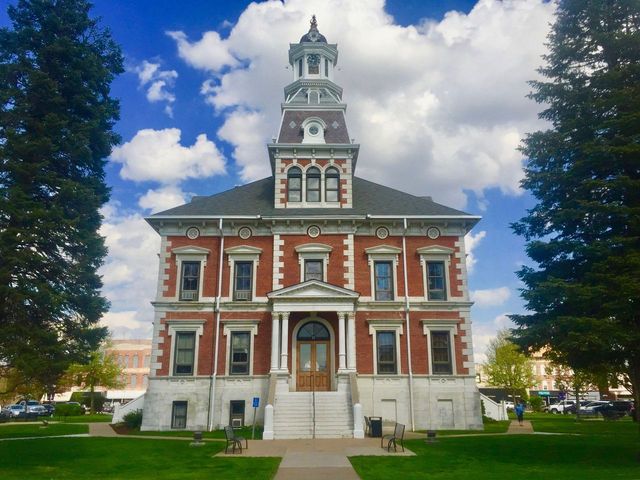 McDonough County Courthouse