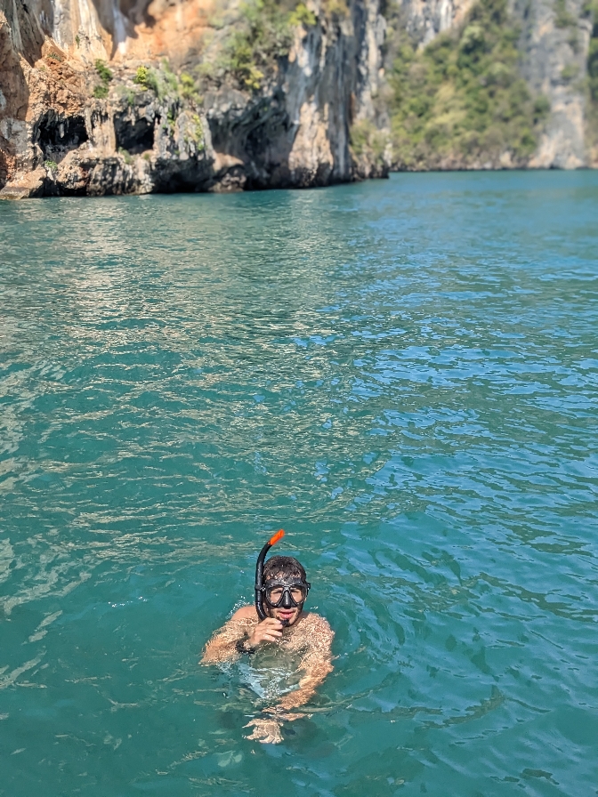 Un Peu De Snorkeĺing ?