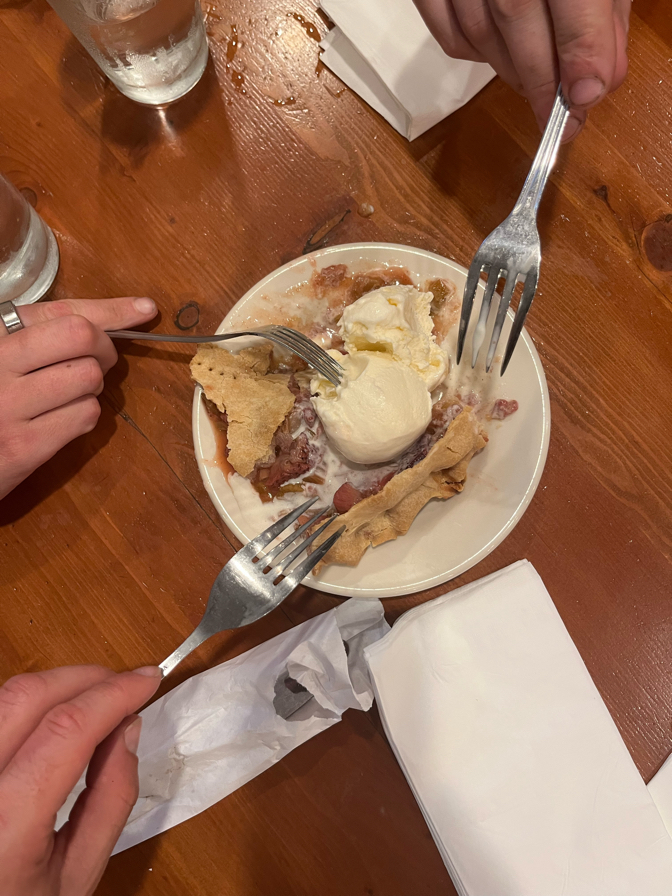 Helen’s: A Local Seafood Dinner