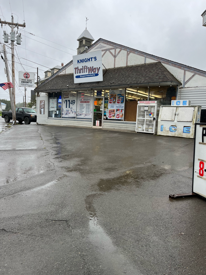 Knight’s Thriftway (General store)