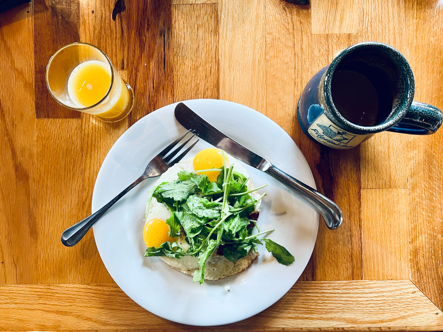 Breakfast at Pilgrim's Inn