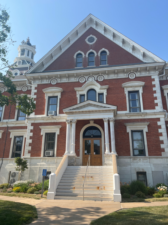 MsDonough County Courthouse