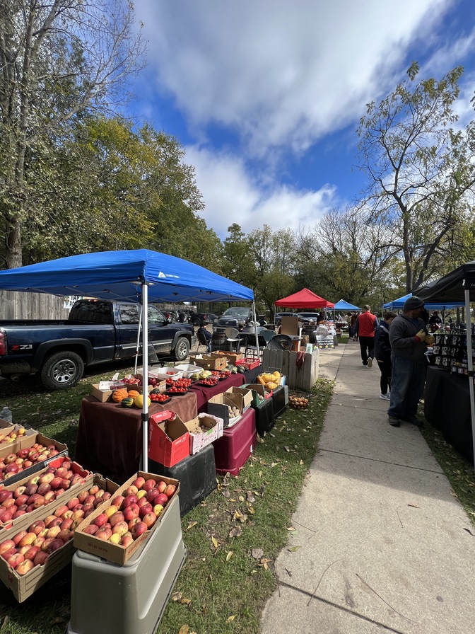 Farmer's Market in full swing