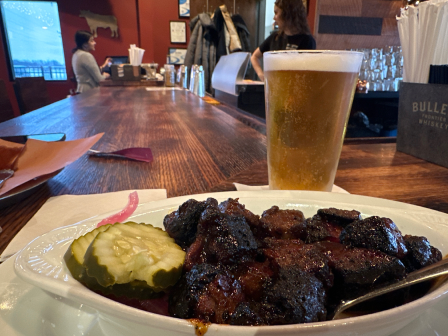 📍 North and South Seafood and Smokehouse