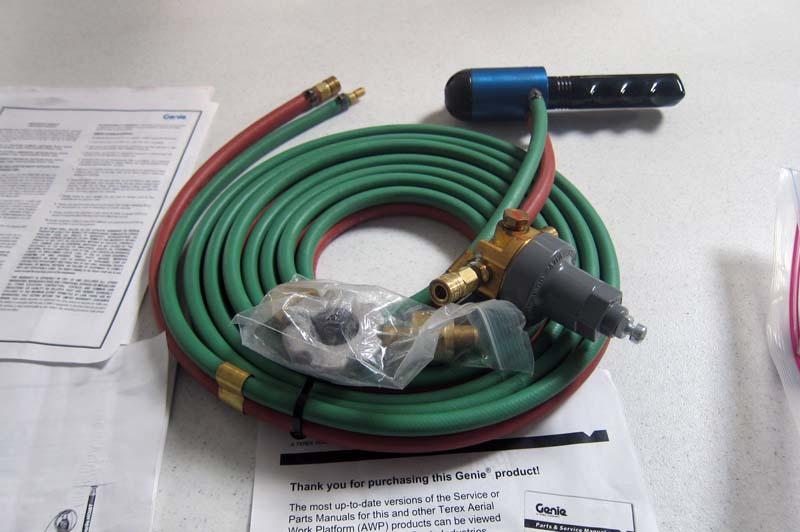 Lot 84 New Genie GH 3.8 Material Pneumatic Lift WireBids