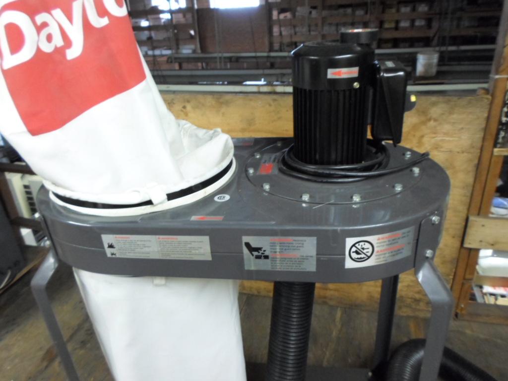 Lot 44 DAYTON DUST COLLECTOR, MOD 3AA28 WireBids