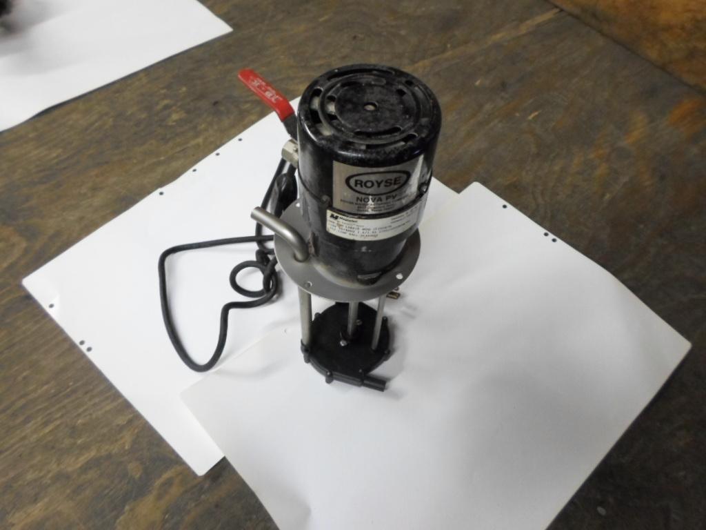 Lot 44 DAYTON DUST COLLECTOR, MOD 3AA28 WireBids