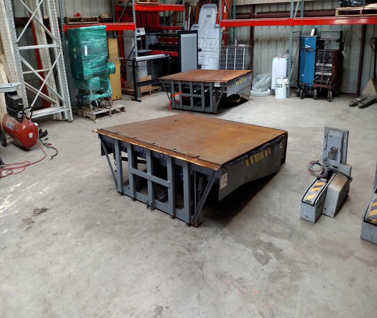 Lot 102 Serco HFC 7' x 8' Hydraulic Dock Leveler with Master