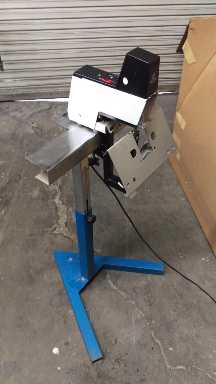 Lot 53 Rapid 106 Automatic Electric Stapler with Stand (Floor Model
