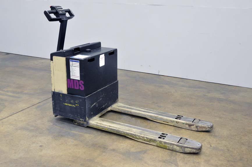 Lot 89 Crown 40GPW 4000LBS Capacity 24V Electric Pallet Jack Click
