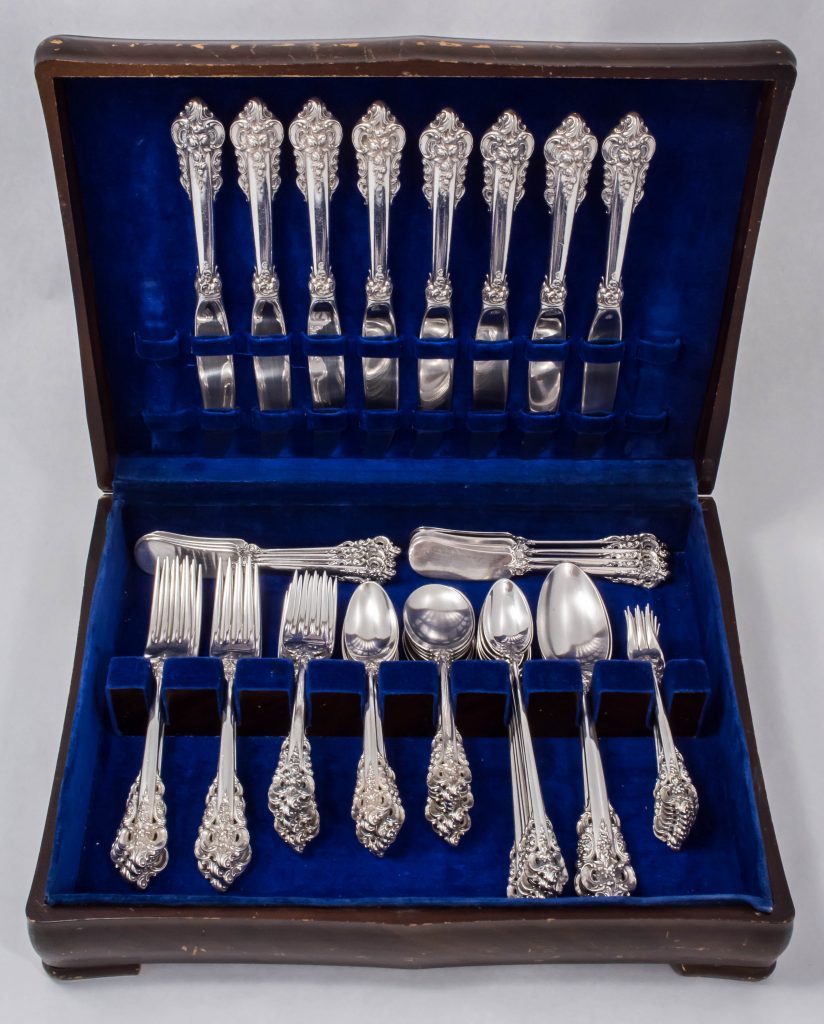 Grande Baroque by Wallace Sterling Silver 66 Piece Dinner Flatware Set