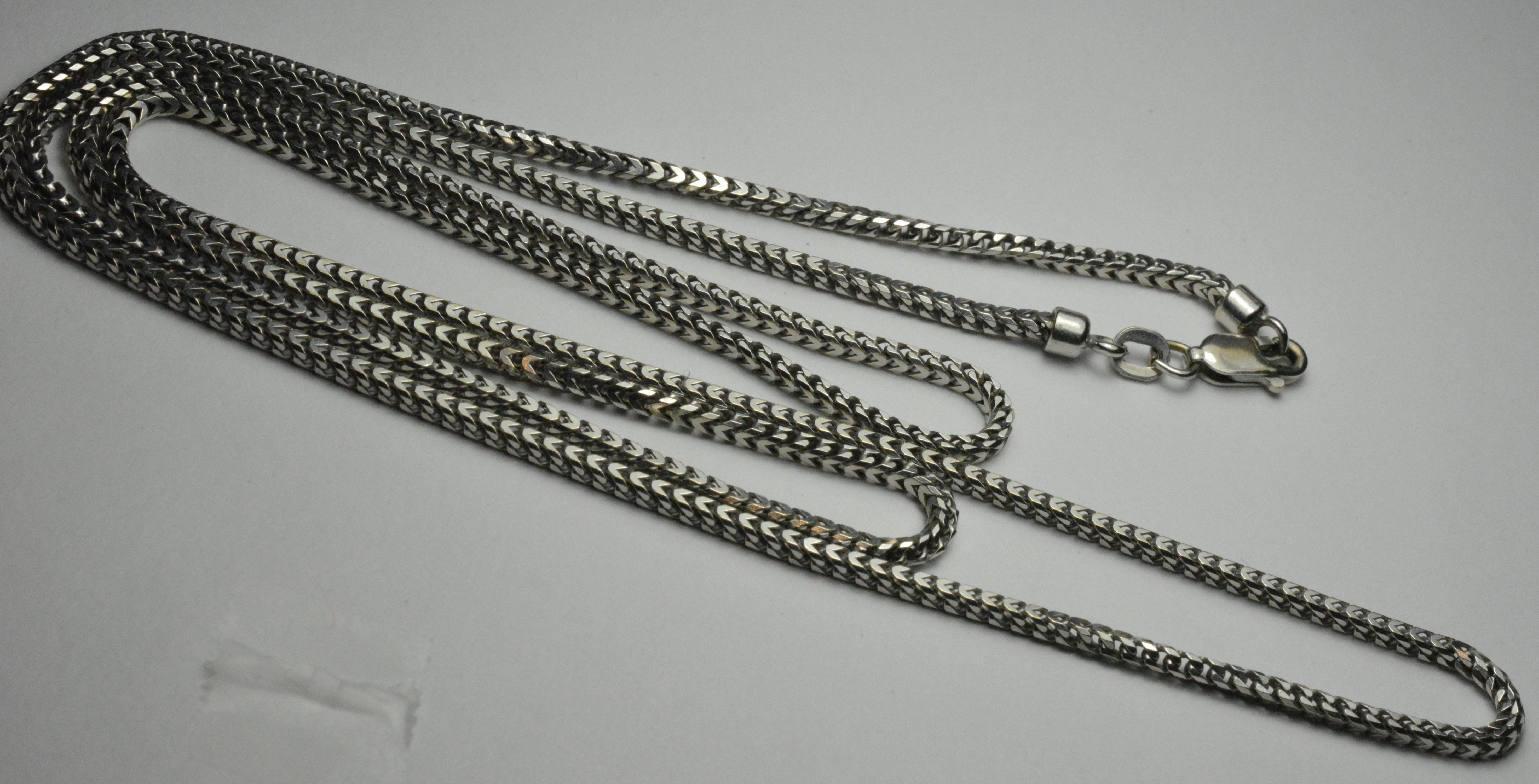 Vintage 14k White Gold Chain Necklace Chevron Style 2mm ...