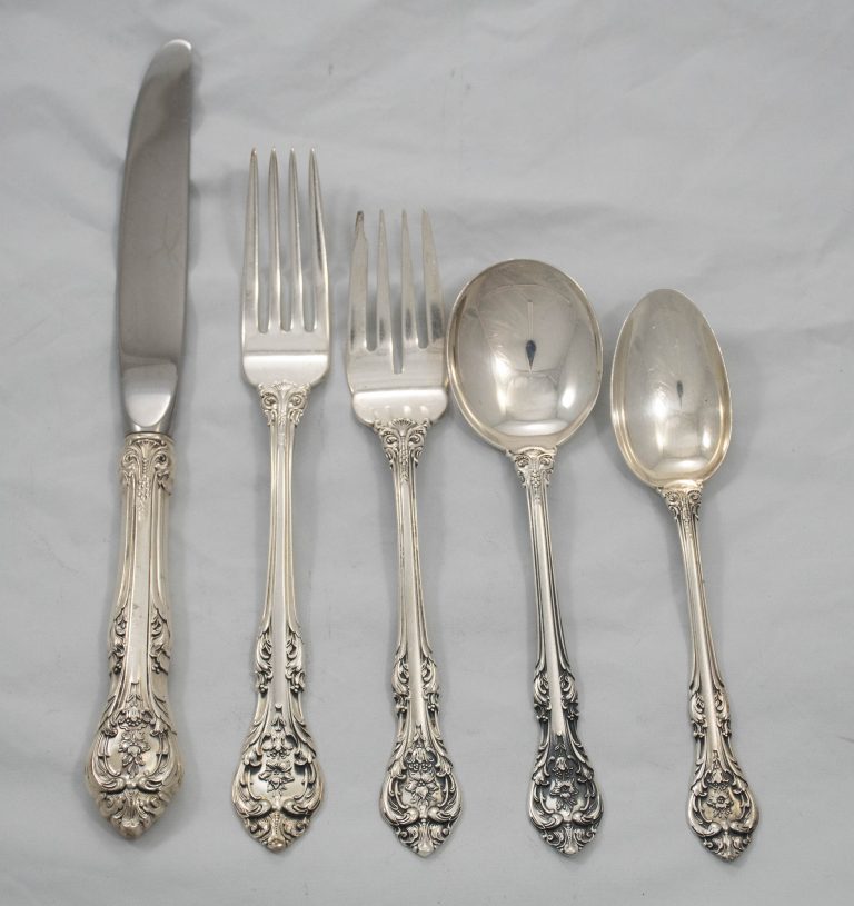 King Edward by Gorham Sterling Silver Place Size 5pc Place Setting No