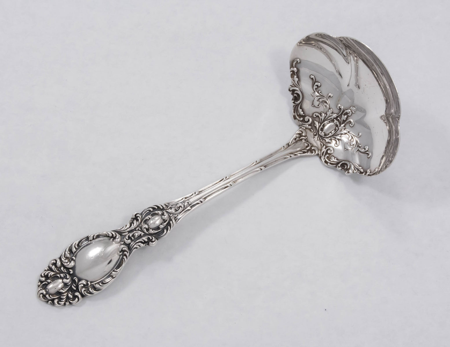 Lucerne by Wallace Sterling Silver Gravy Ladle 7" No Monogram