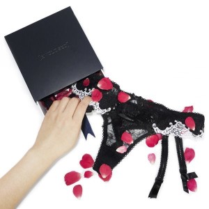 personalizing-panty-month-gift-e1417122953464-300x300