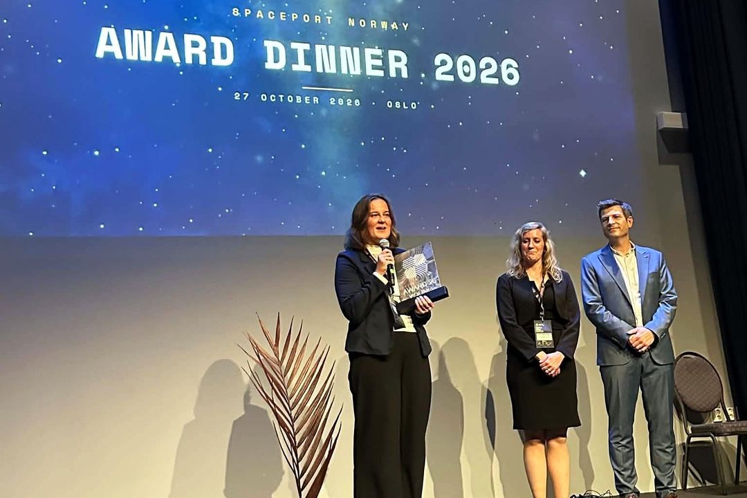 Tea Rasmussen receives the Spaceport Norway Young Award 2026 at the Award Dinner in Oslo, 27 October 2026