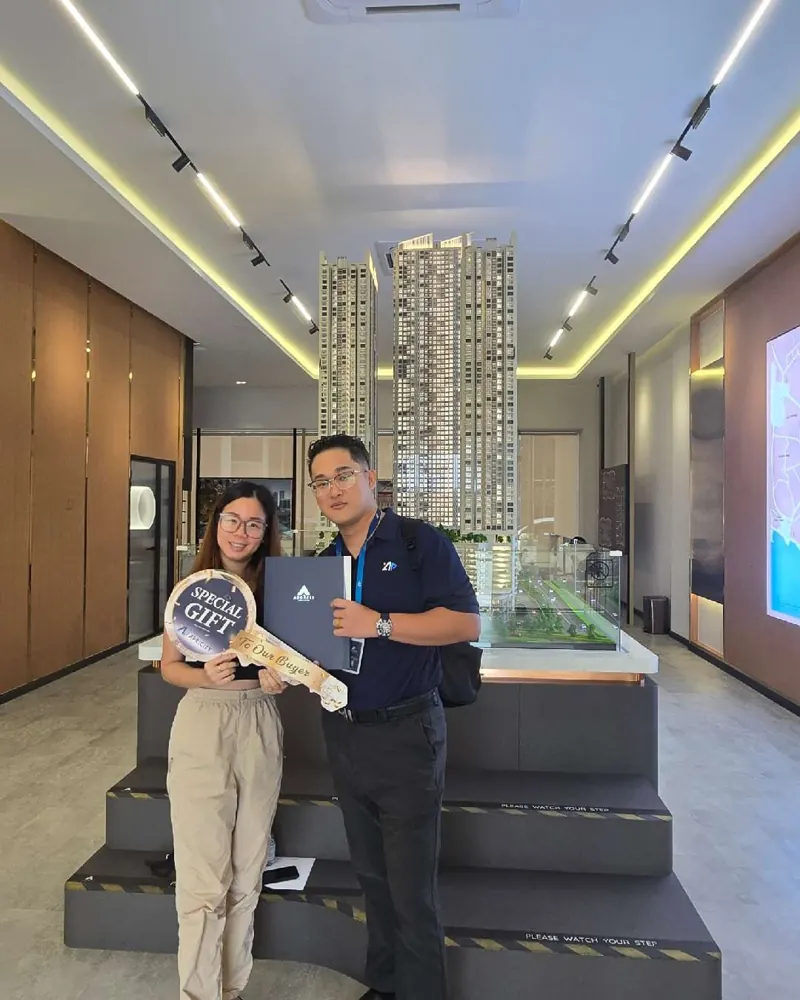 Apricity client buying a new home – property agent for new launch and subsale in KL and Johor Bahru