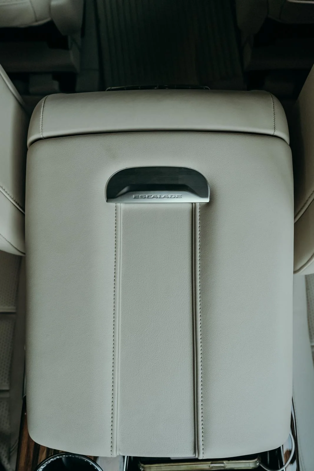 Escalade interior centre console detail