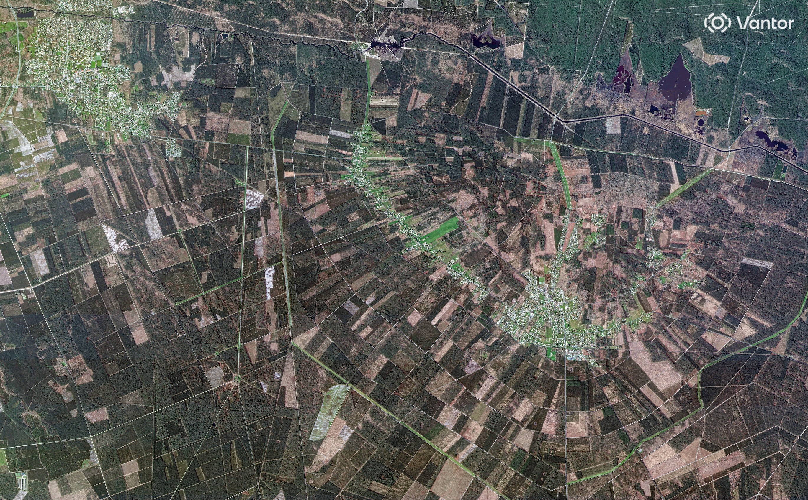 2026-07-29T184948Z_1375866344_RC2BKMA5Z671_RTRMADP_3_EUROPE-WEATHER-FRANCE-WILDFIRE
