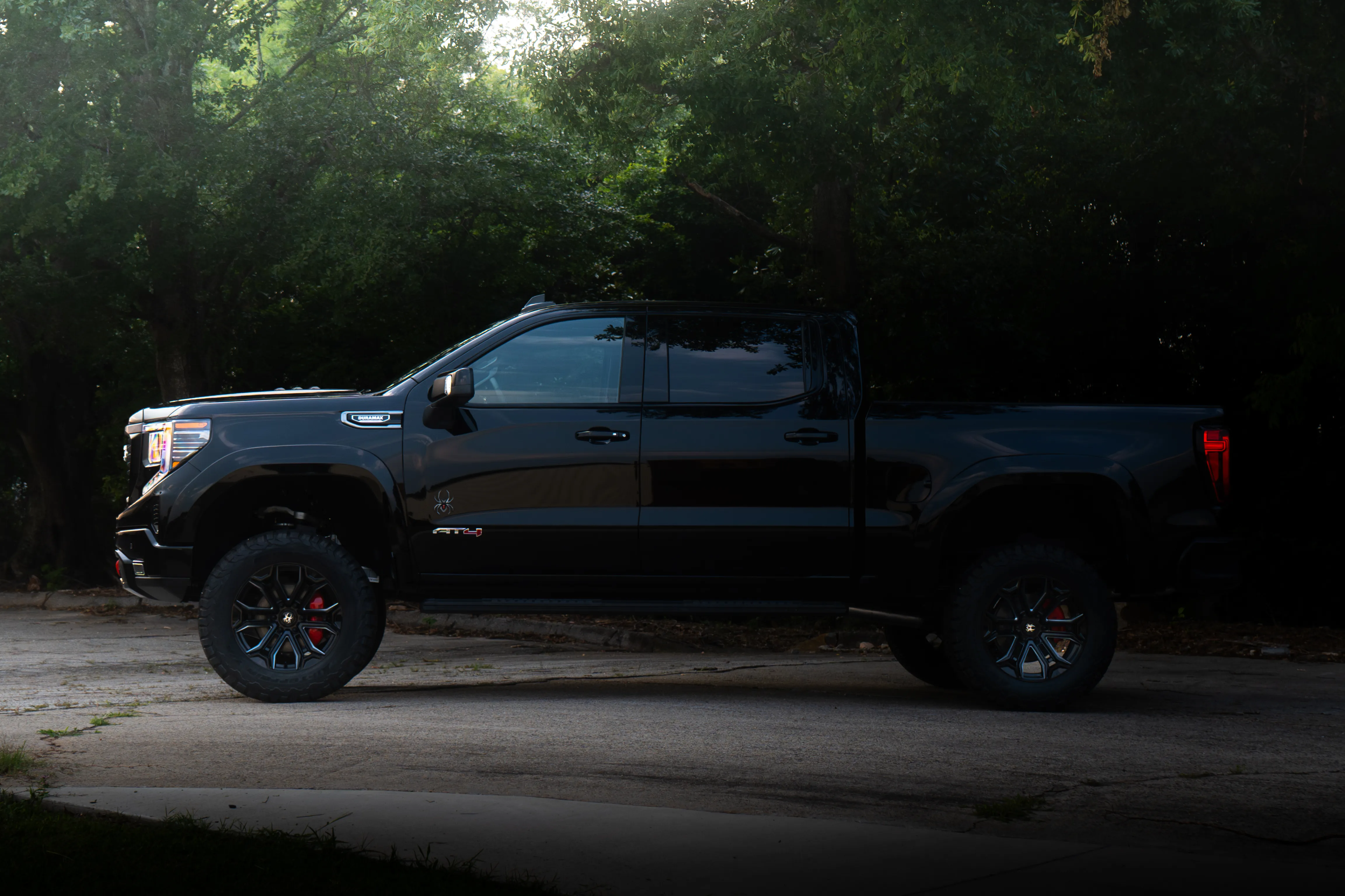 Black Widow automotive photography