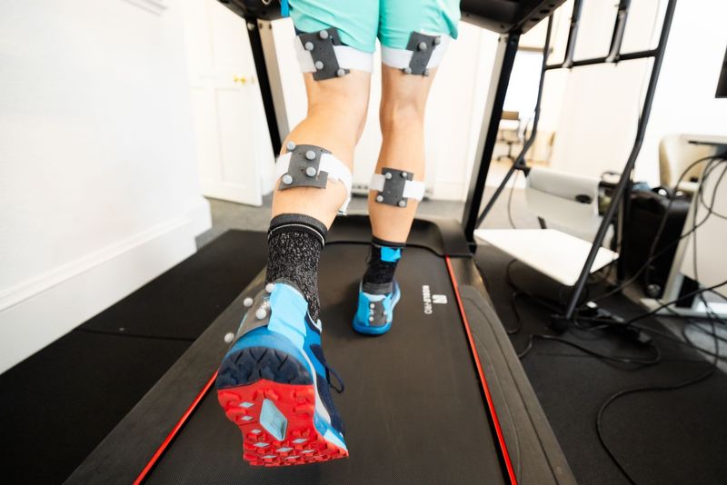 Run3D tracking markers capturing a runner's movement on the treadmill at STEPS