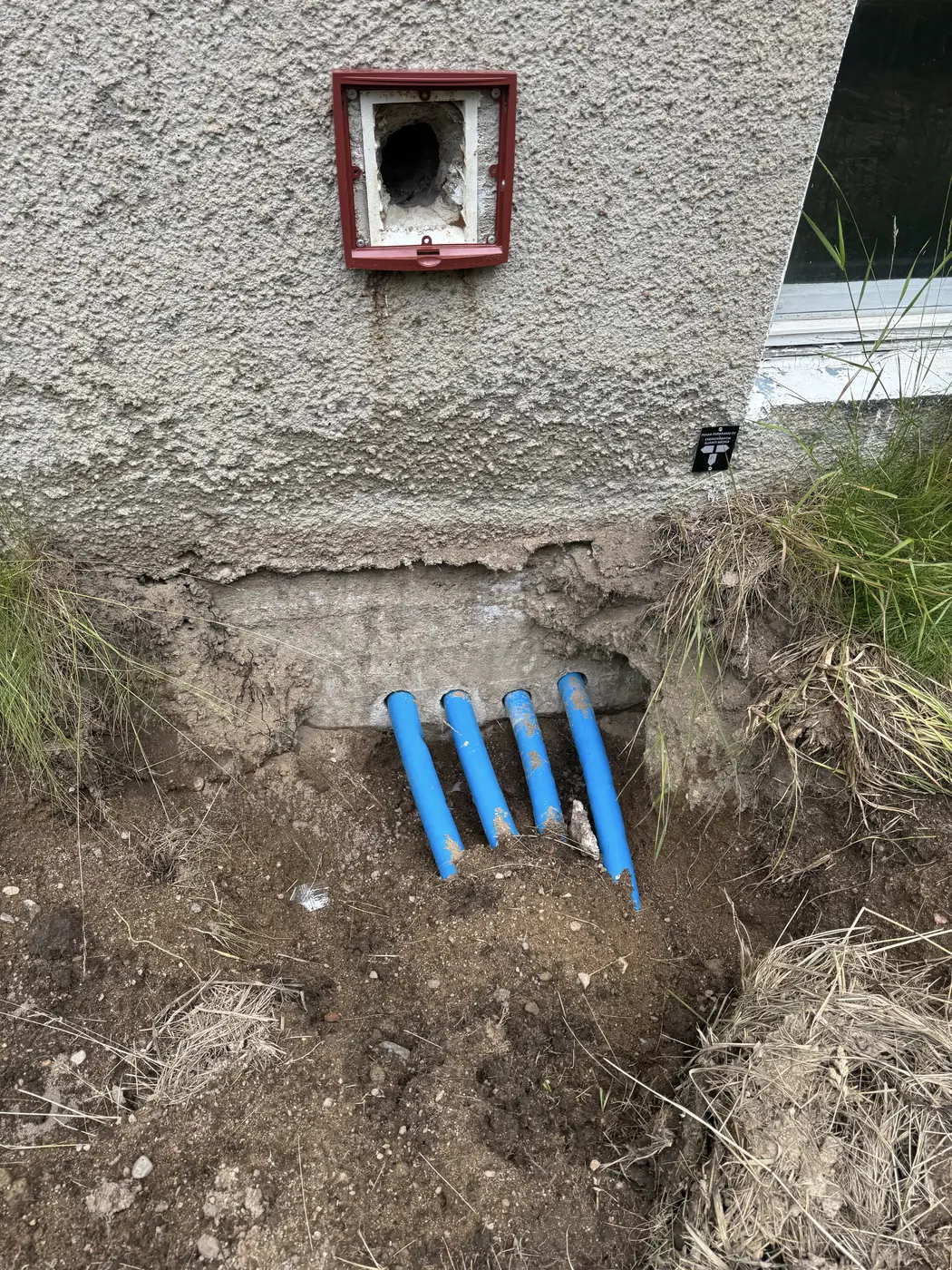 Maalämpöputkien läpivienti kiinteistön perustukseen