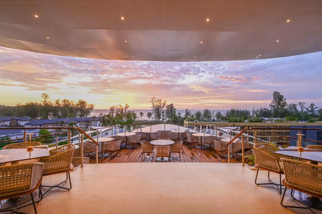 Seventh-floor restaurant at sunset