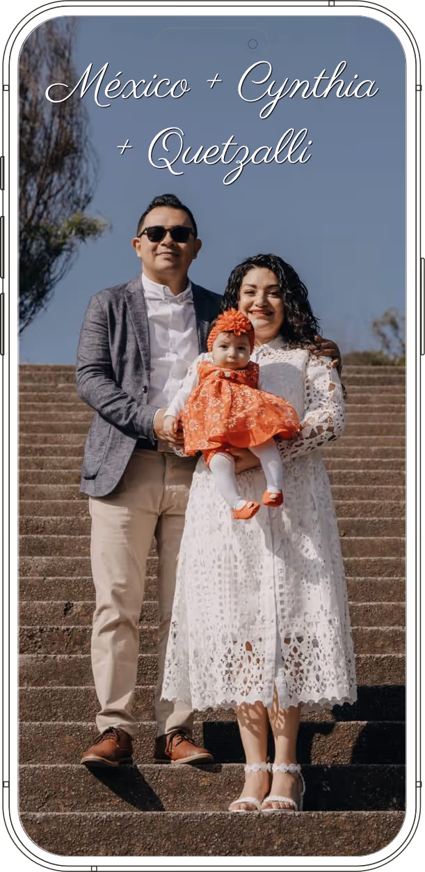 Pareja en sesión casual para invitación digital de boda civil