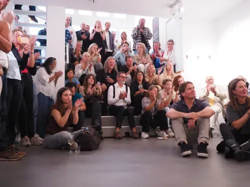 Het publiek tijdens de boekpresentatie