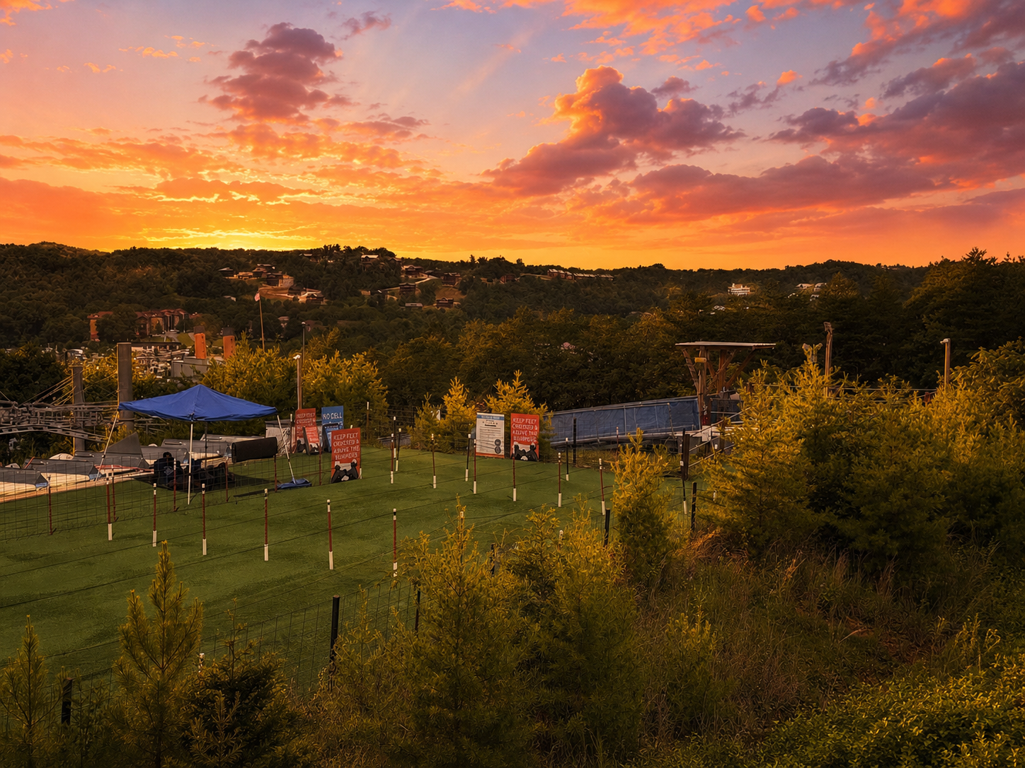 Mountain and attraction view at sunset