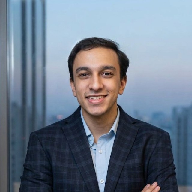 Varun Mahajan, Senior Chartered Accountant