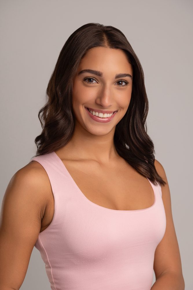 Allie Aimone headshot